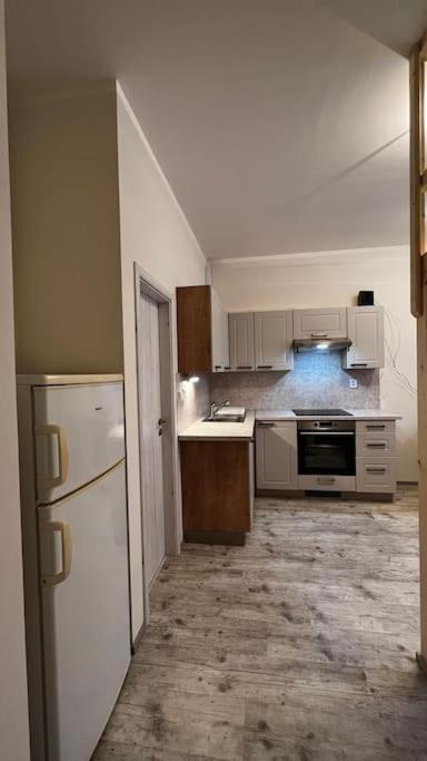 Apartament A Comfy In *