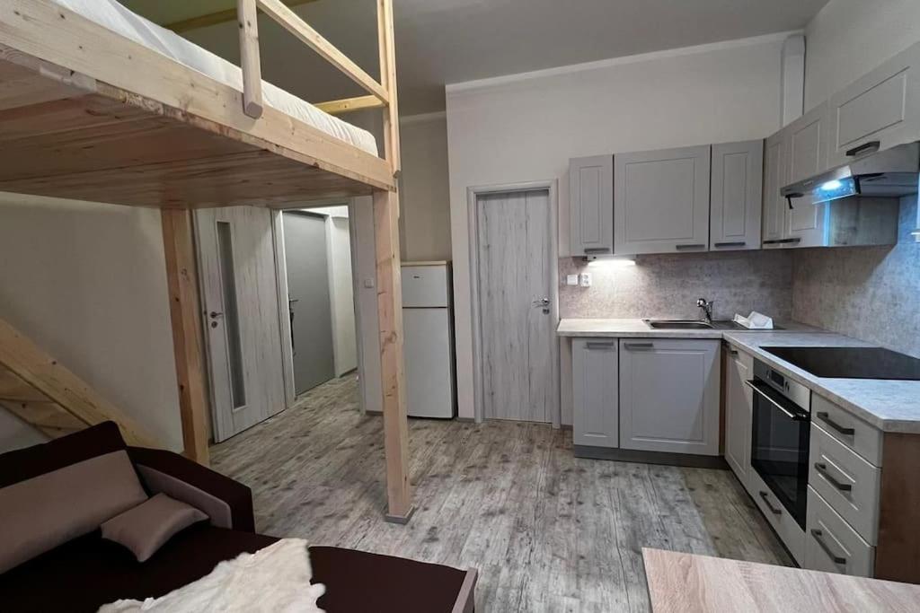 A Comfy In Apartament